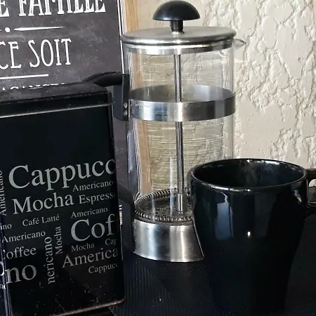 Joli Proche Centre Avec Parking 公寓 *