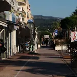 Joli Proche Centre Avec Parking * Bandol