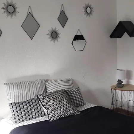 Joli Proche Centre Avec Parking Apartment Bandol