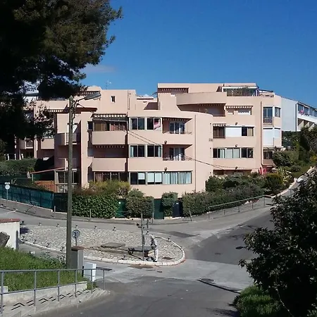 Apartment Joli Proche Centre Avec Parking