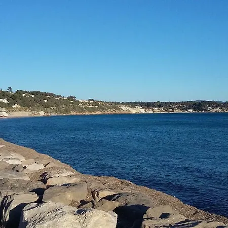 Joli Proche Centre Avec Parking Apartment *