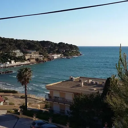 Apartment Joli Proche Centre Avec Parking Bandol