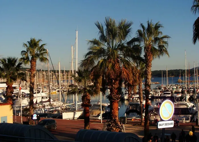 Joli Proche Centre Avec Parking