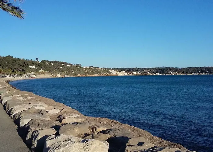 Joli Proche Centre Avec Parking דירה *